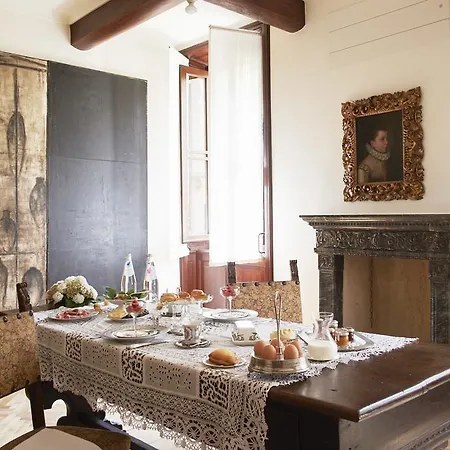Casa Schirolli Mantova