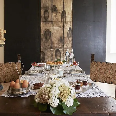 بيت ضيافة Casa Schirolli 3*